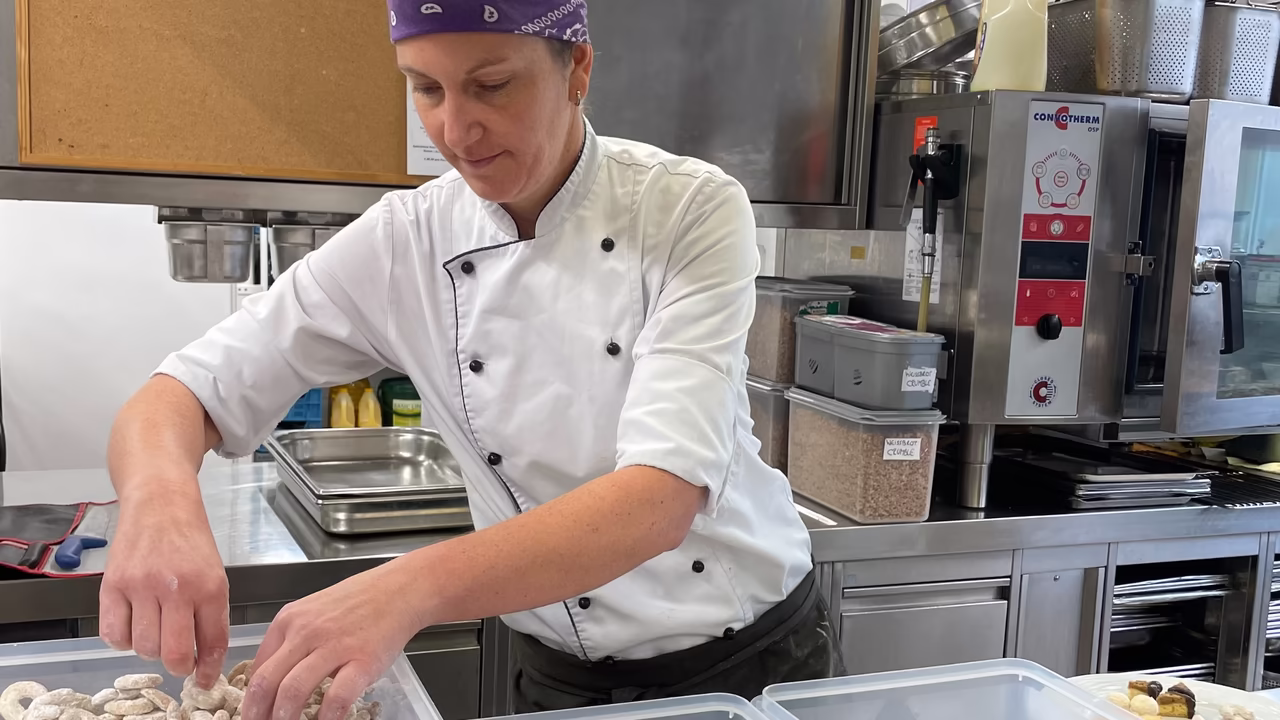 Vanillekipferl backen