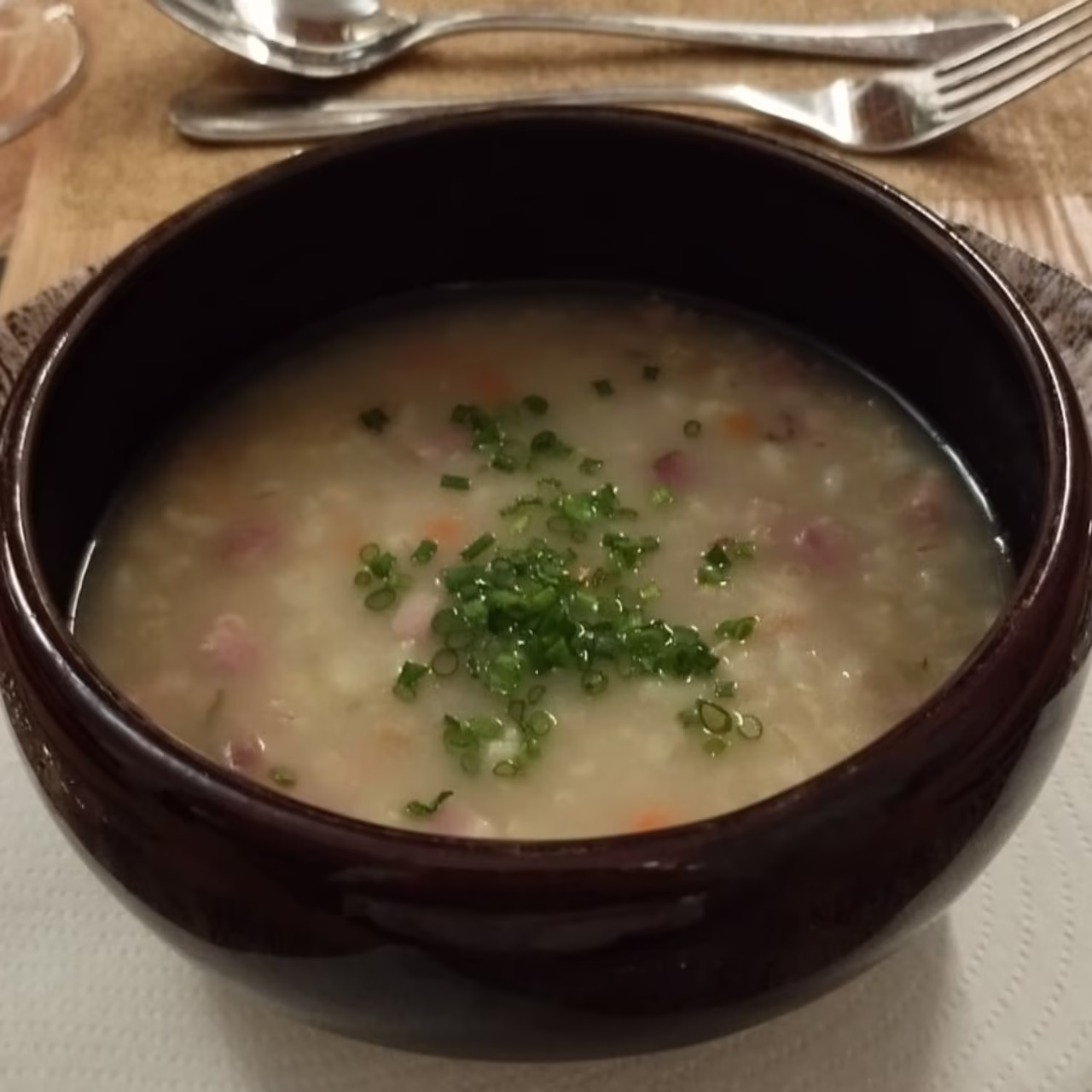 Köstliche Gerstlsuppe - Törggelen Winklers Osttirol
