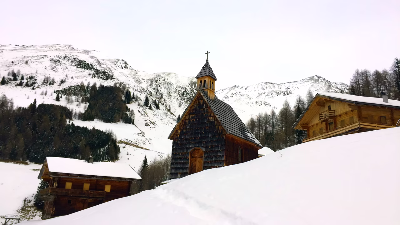 Die Kamelisenalm im Villgratental in Osttirol © TVB Osttirol / Clemens Kraler Die Kamelisenalm im Villgratental in Osttirol © TVB Osttirol / Clemens Kraler