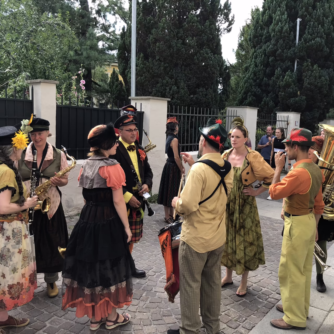 Marching Band - Olala Straßentheather in Lienz © azett kommunikation / Andrea Zanier